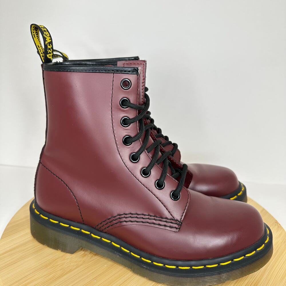Dr. Martens 1460 Smooth Leather Lace Up Combat Boots in Cherry Red Womens Size 6